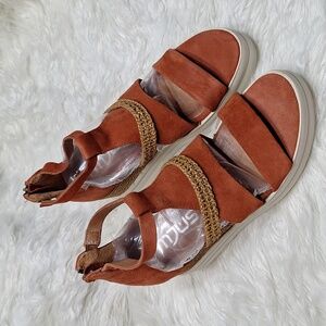 MJUS   3" heel, 1½" platform Rust, tan,cream